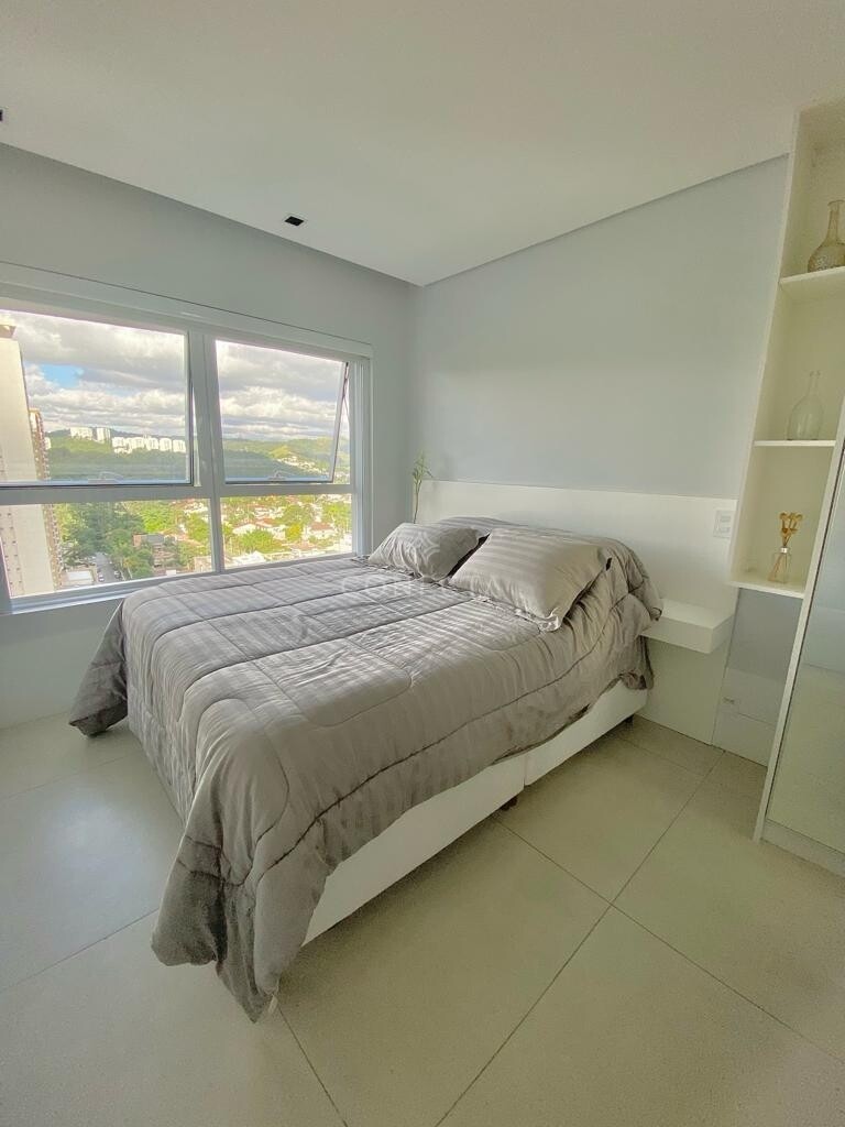 Apartamento para alugar com 1 quarto, 67m² - Foto 12