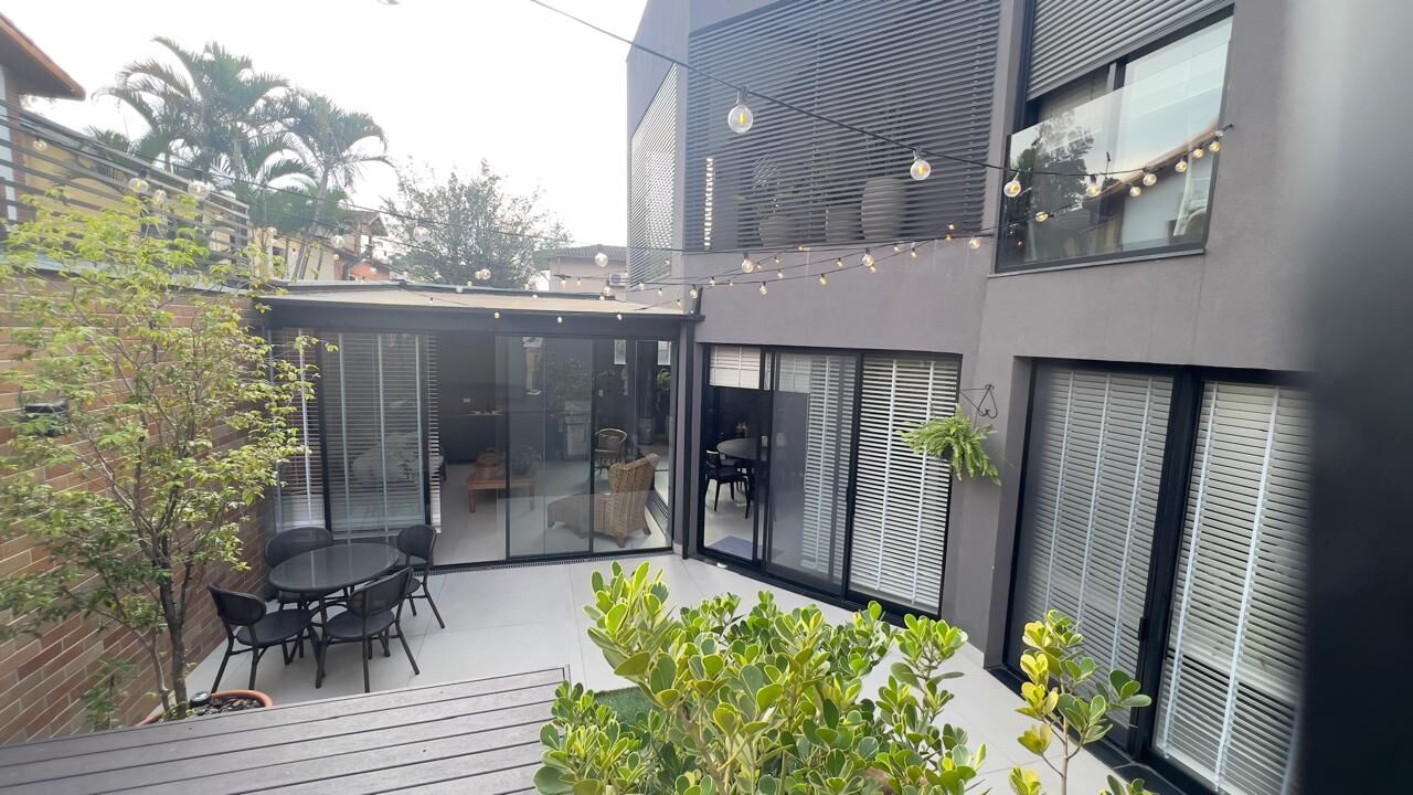 Casa, 4 quartos, 300 m² - Foto 16