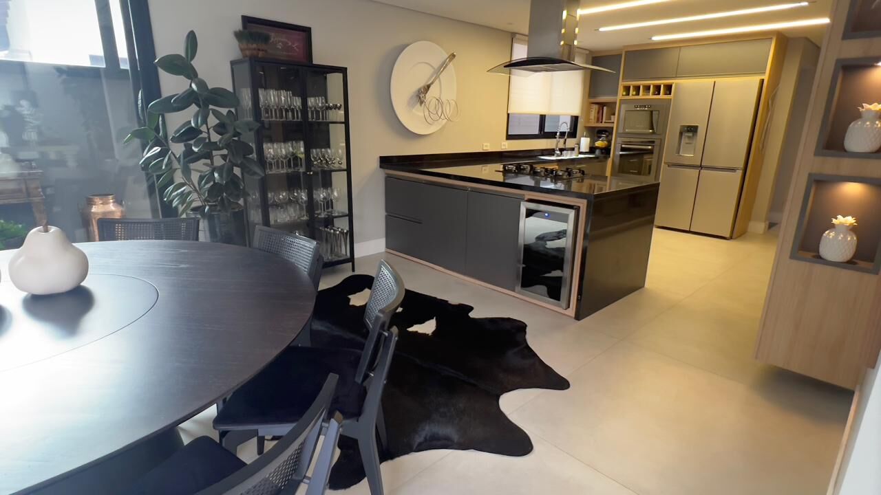 Casa, 4 quartos, 300 m² - Foto 10