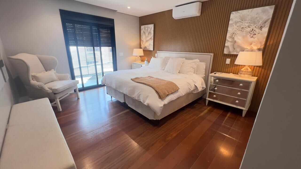 Casa, 4 quartos, 300 m² - Foto 34