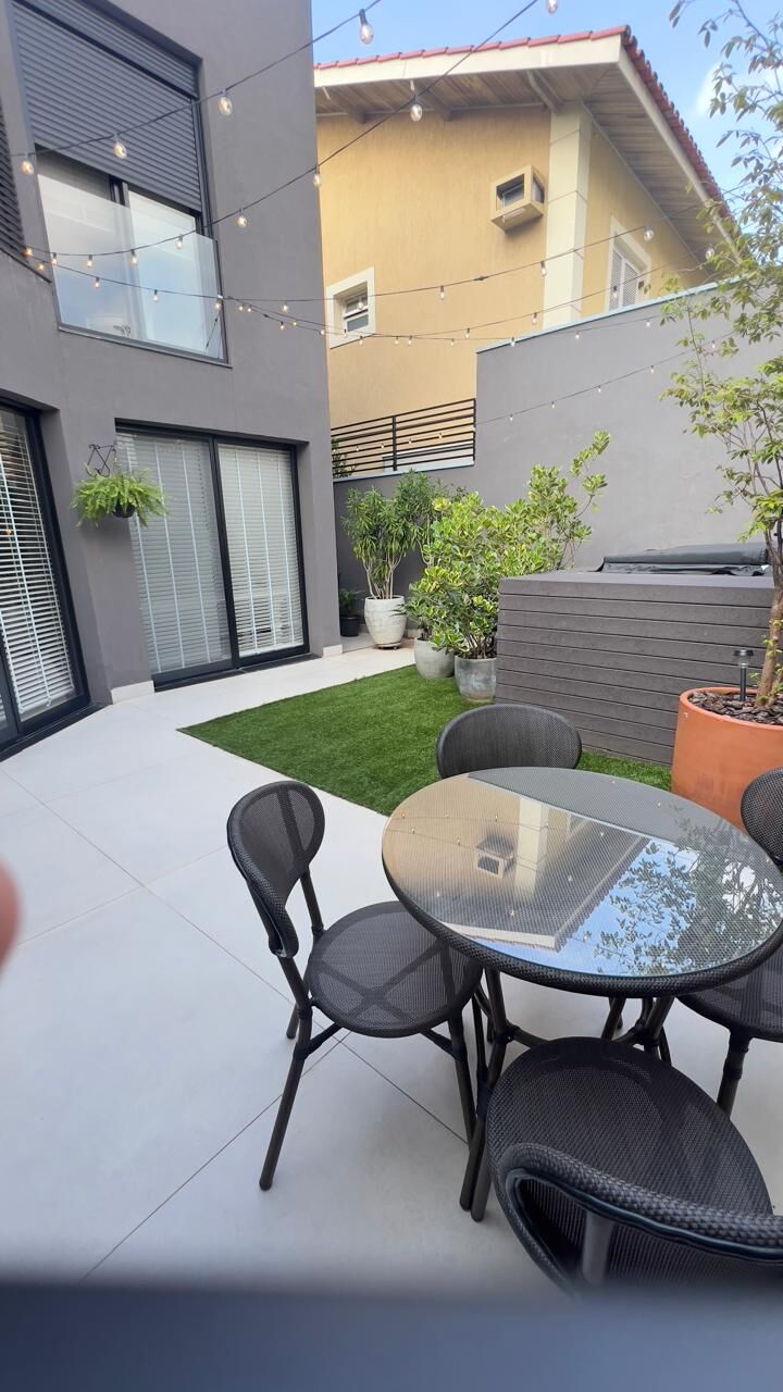 Casa, 4 quartos, 300 m² - Foto 1