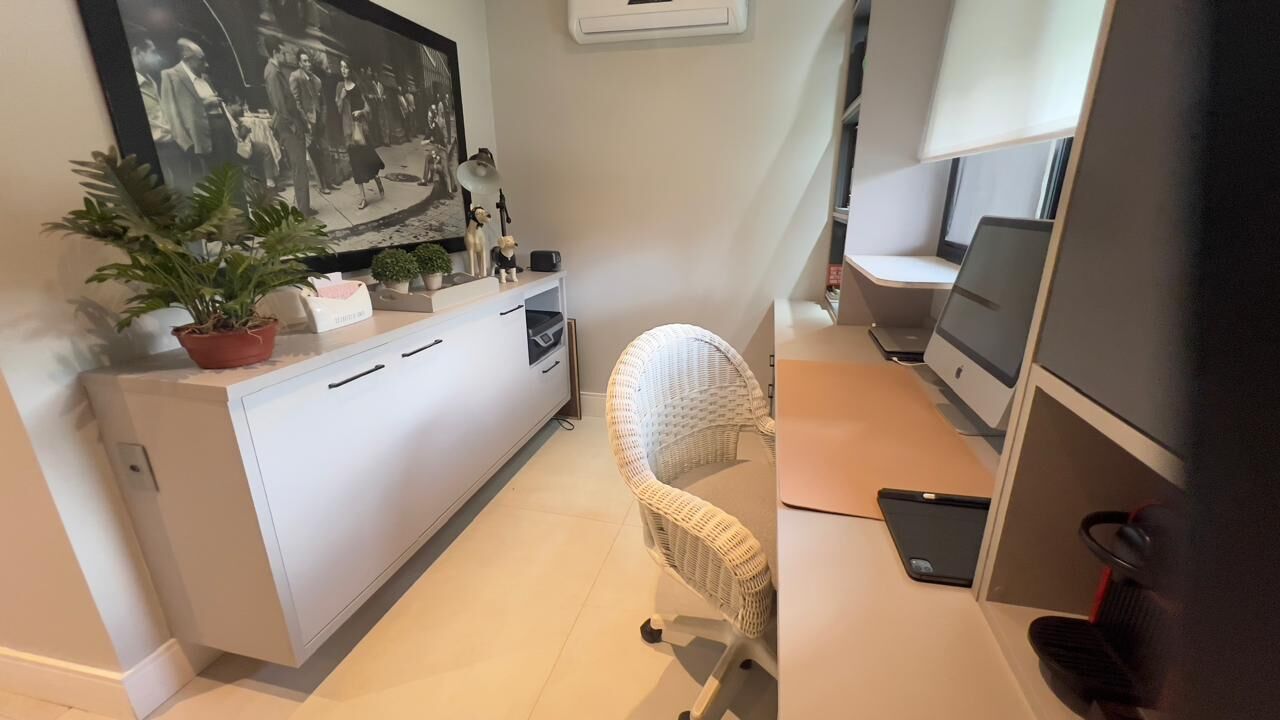 Casa, 4 quartos, 300 m² - Foto 21