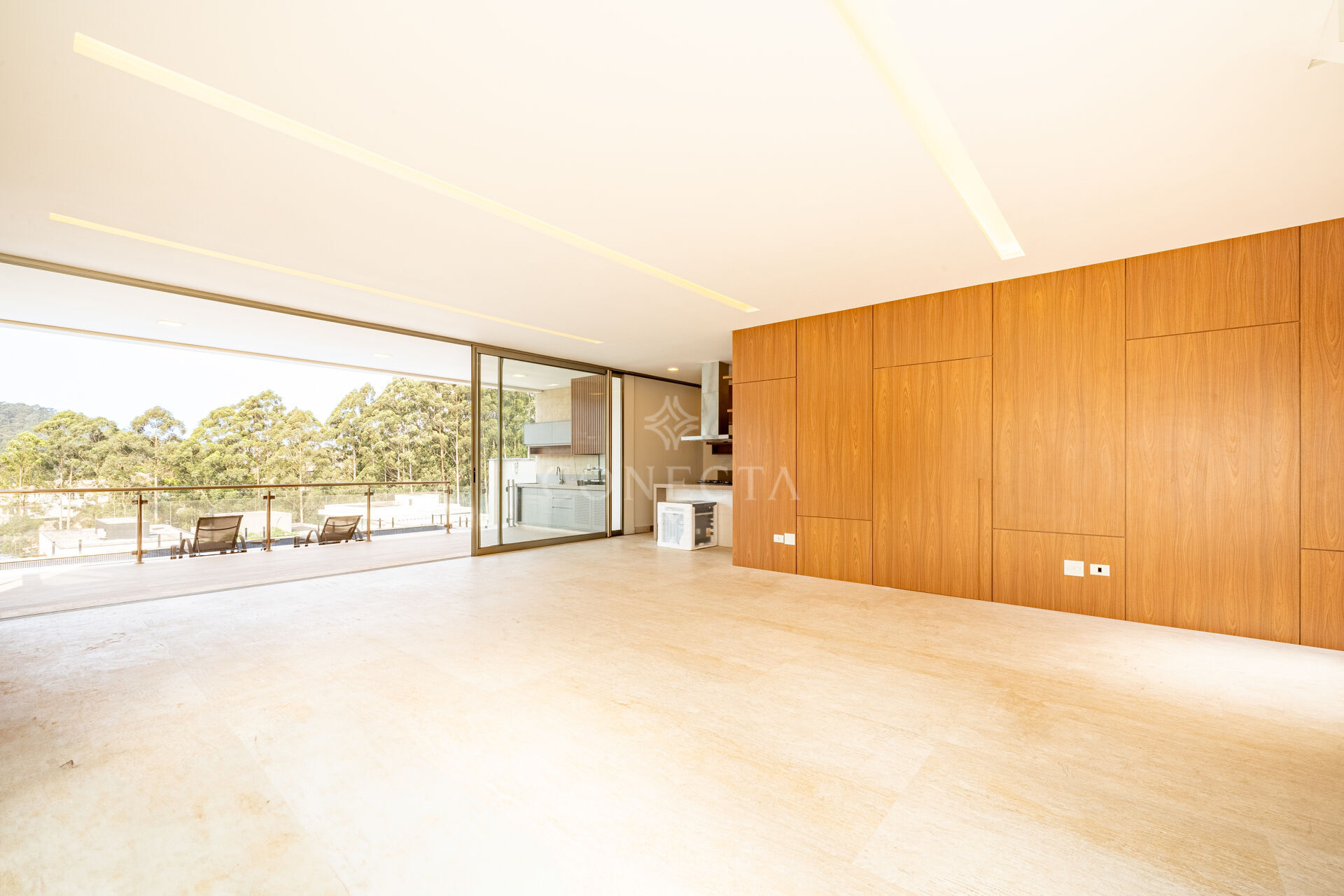 Casa para alugar com 4 quartos, 450m² - Foto 3