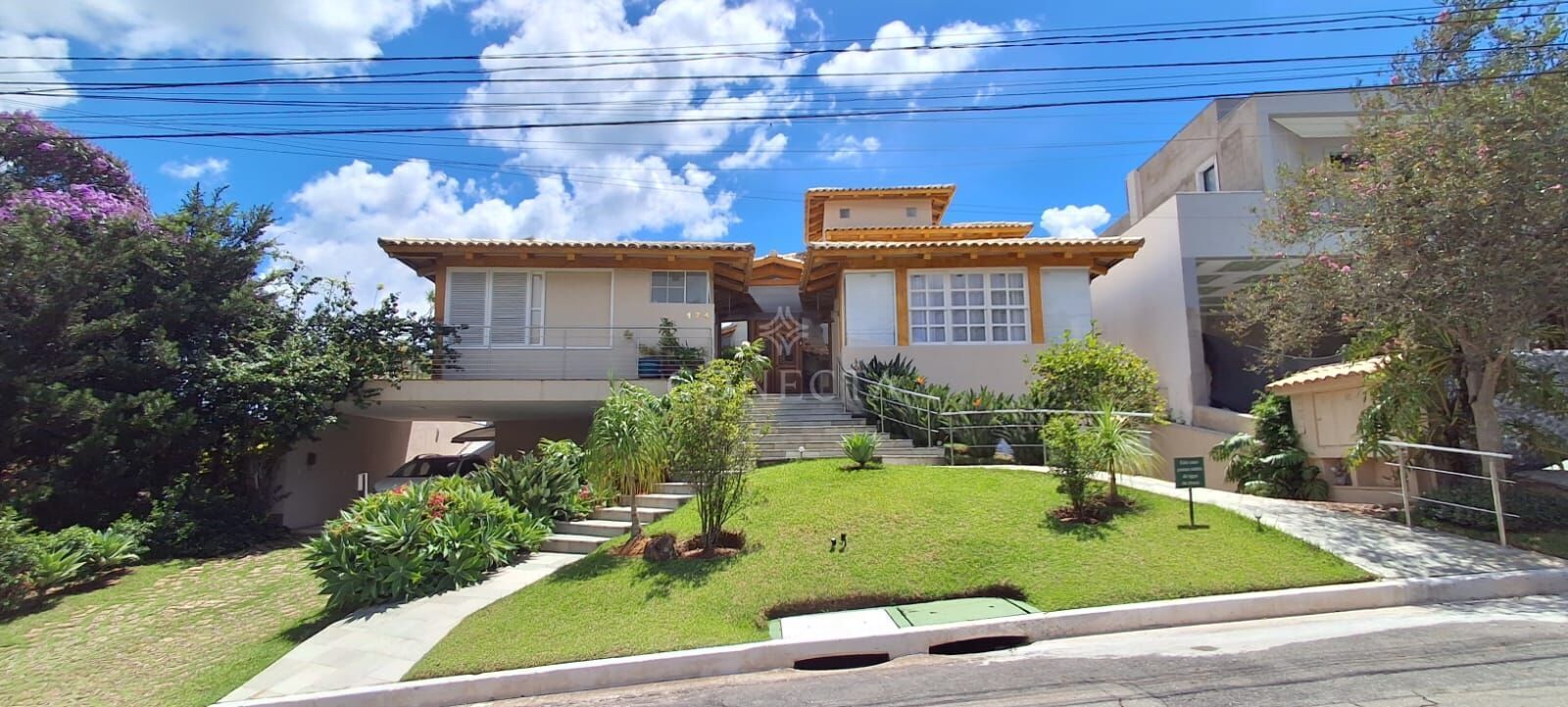 Casa, 4 quartos, 650 m² - Foto 1