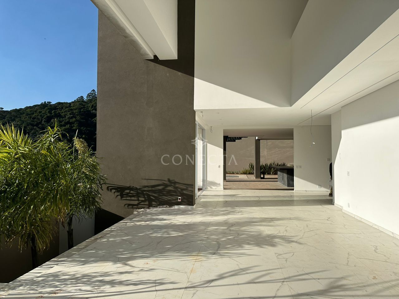 Casa à venda com 4 quartos, 550m² - Foto 7