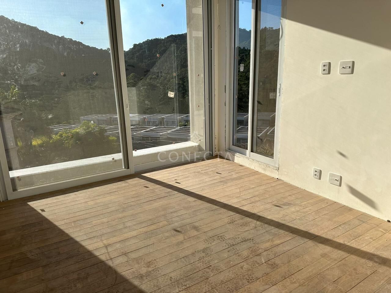 Casa à venda com 4 quartos, 550m² - Foto 14