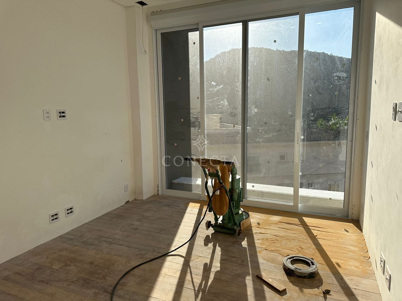 Casa à venda com 4 quartos, 550m² - Foto 10