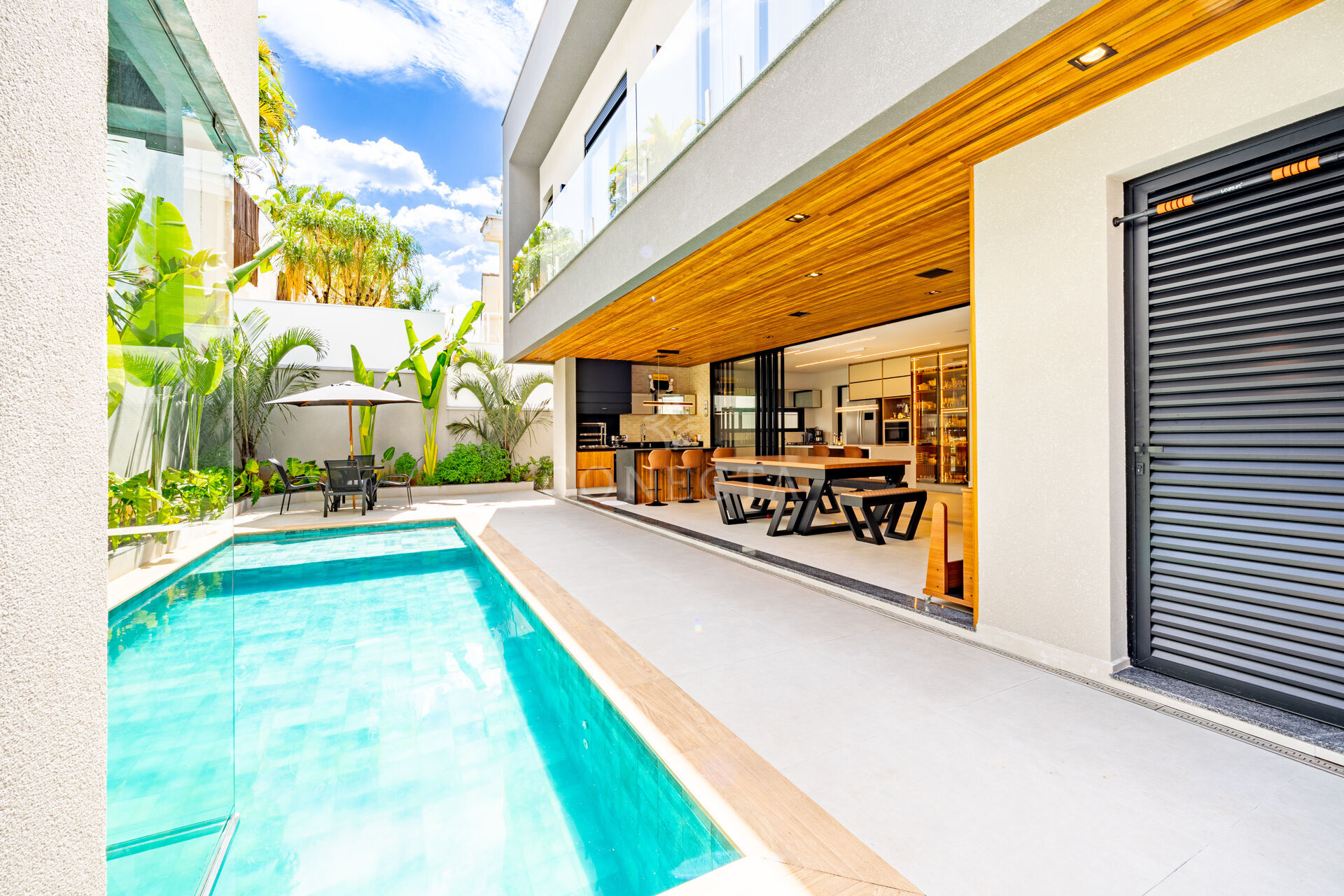 Casa à venda com 4 quartos, 411m² - Foto 22