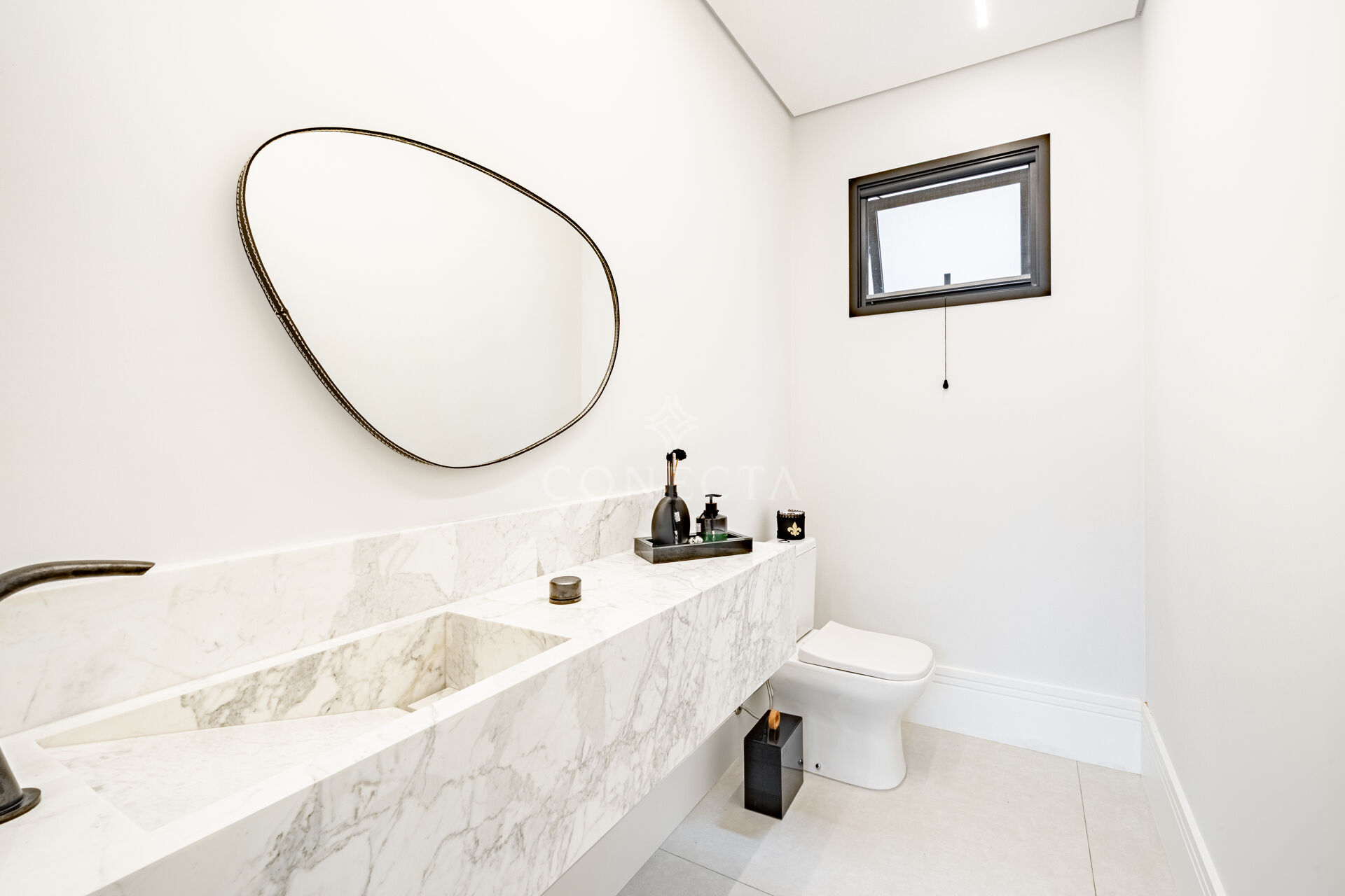 Casa à venda com 4 quartos, 411m² - Foto 12