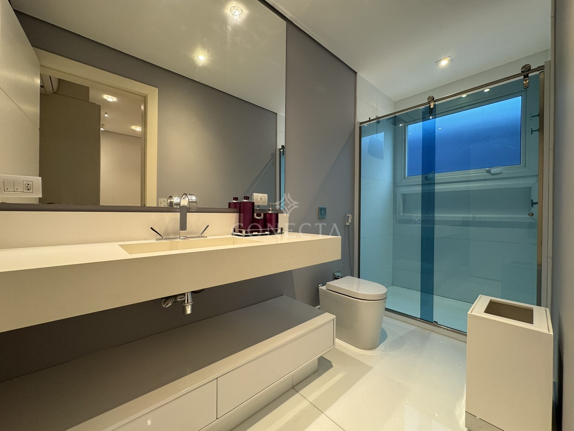 Casa para alugar com 3 quartos, 380m² - Foto 26