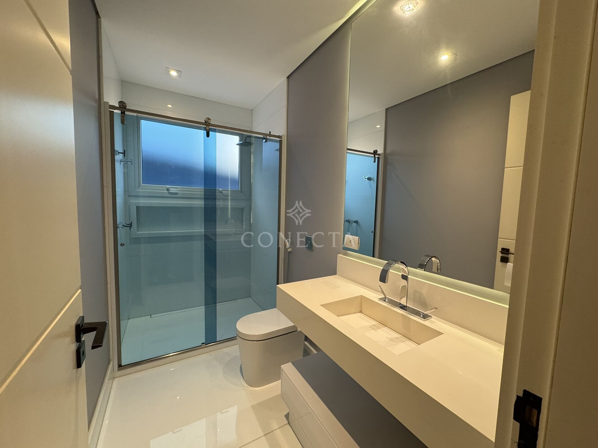 Casa para alugar com 3 quartos, 380m² - Foto 30