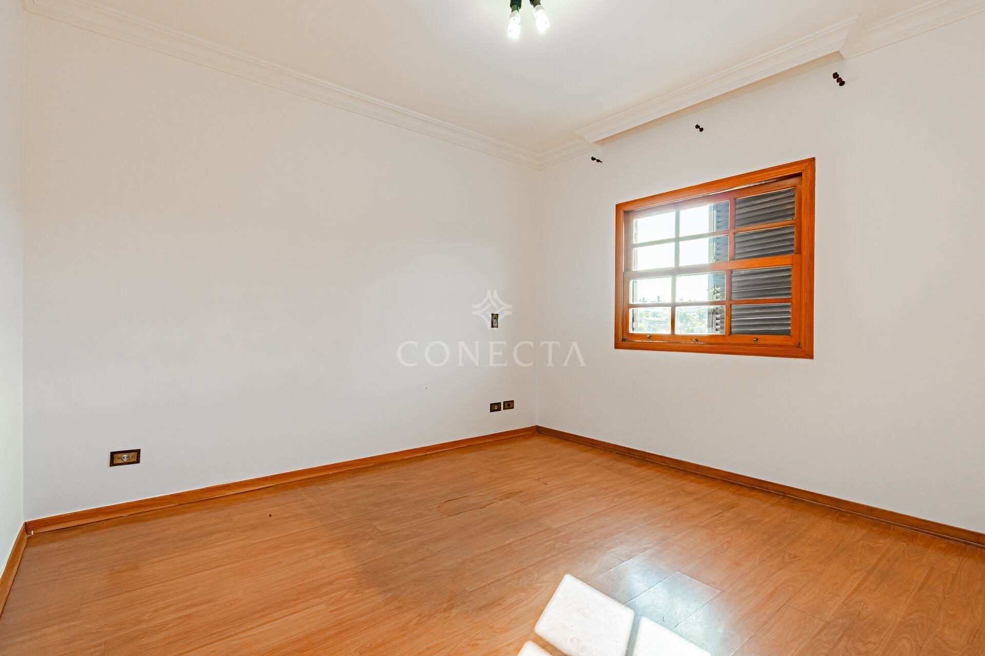 Casa à venda com 4 quartos, 250m² - Foto 29