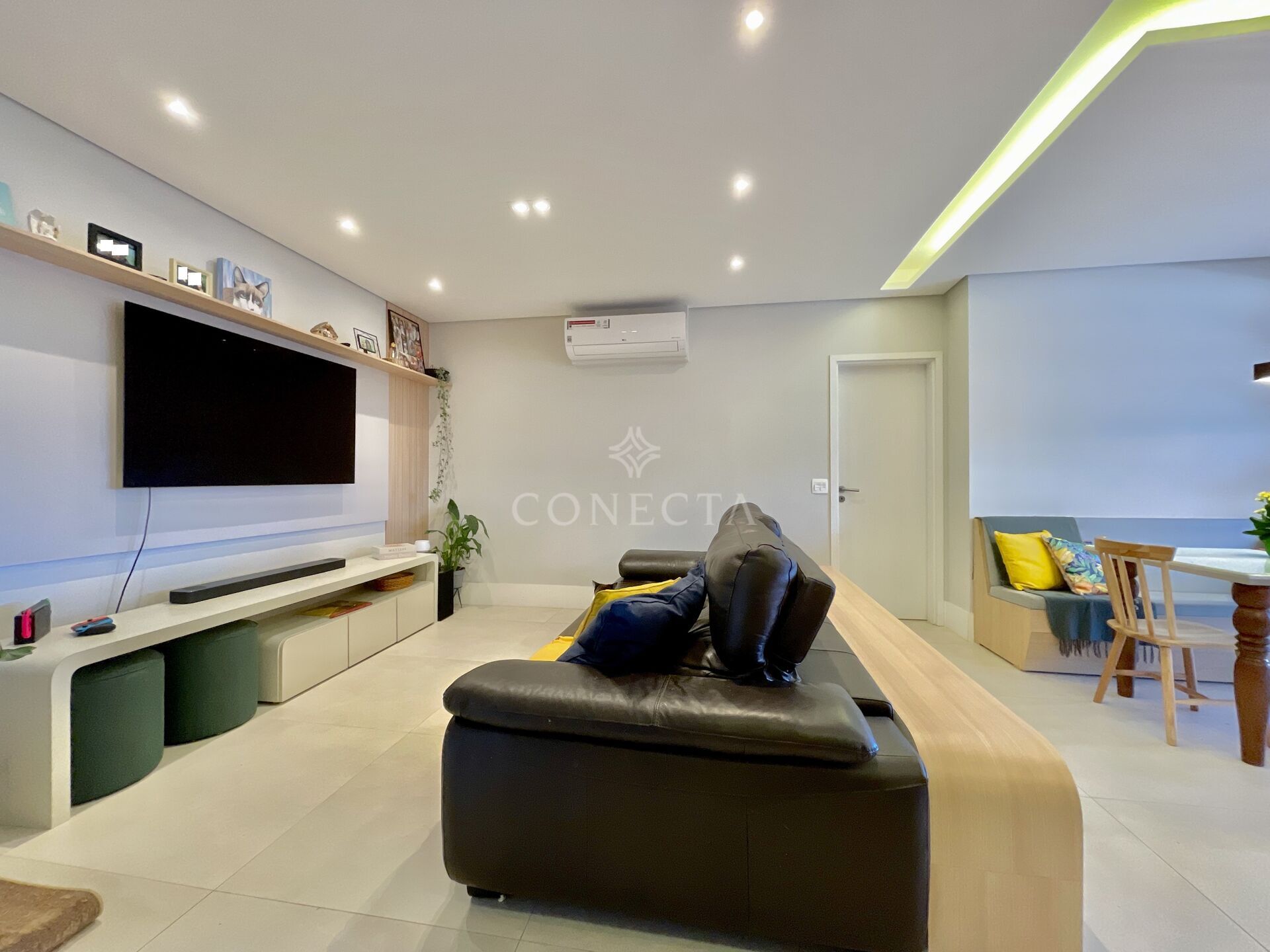 Apartamento à venda com 3 quartos, 112m² - Foto 8