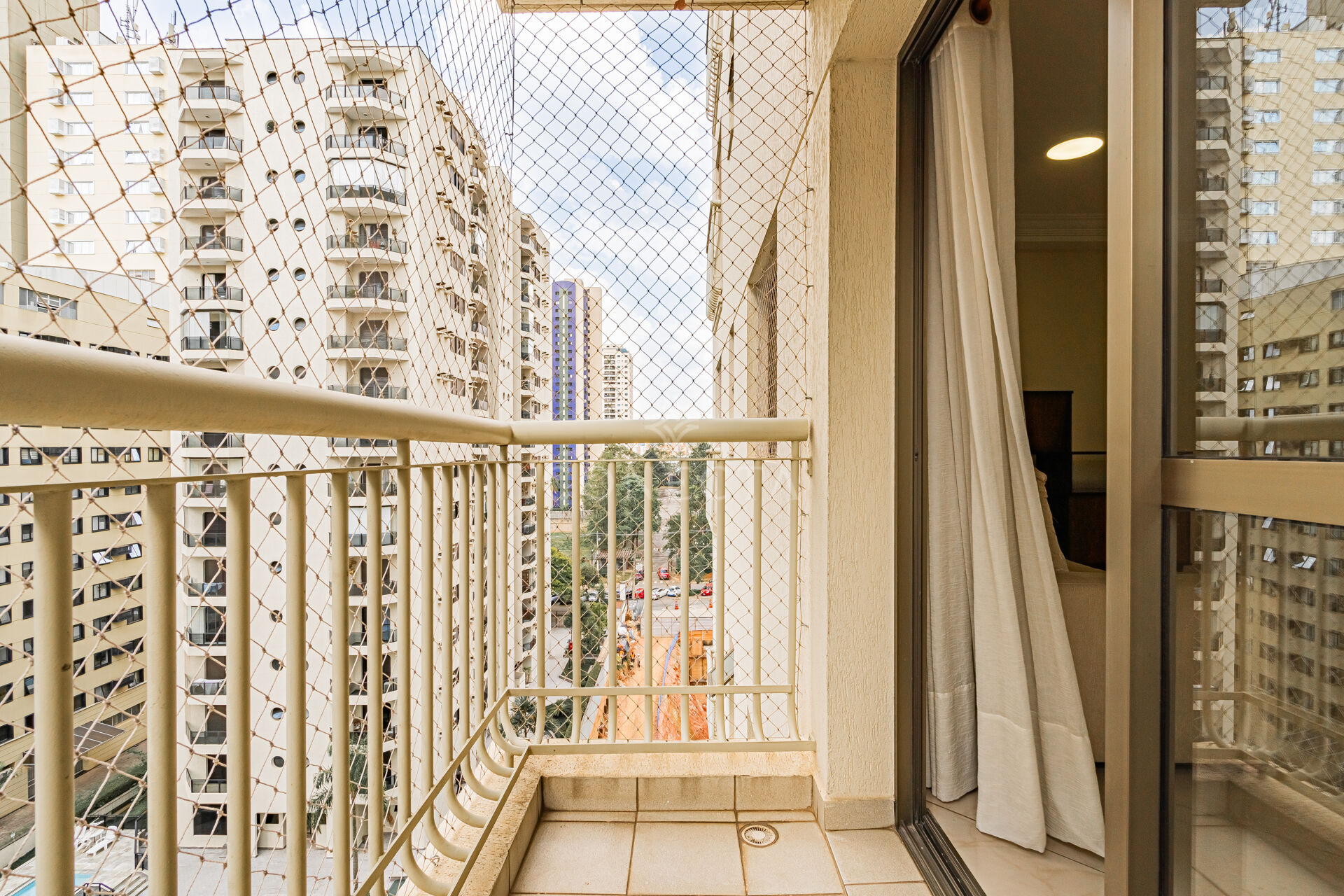 Apartamento à venda com 2 quartos, 80m² - Foto 9