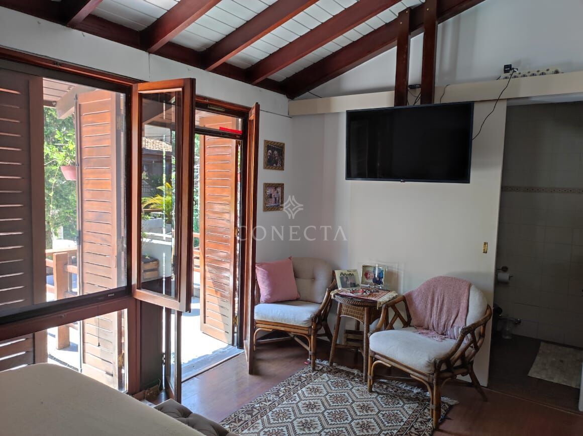 Casa à venda com 3 quartos, 176m² - Foto 13