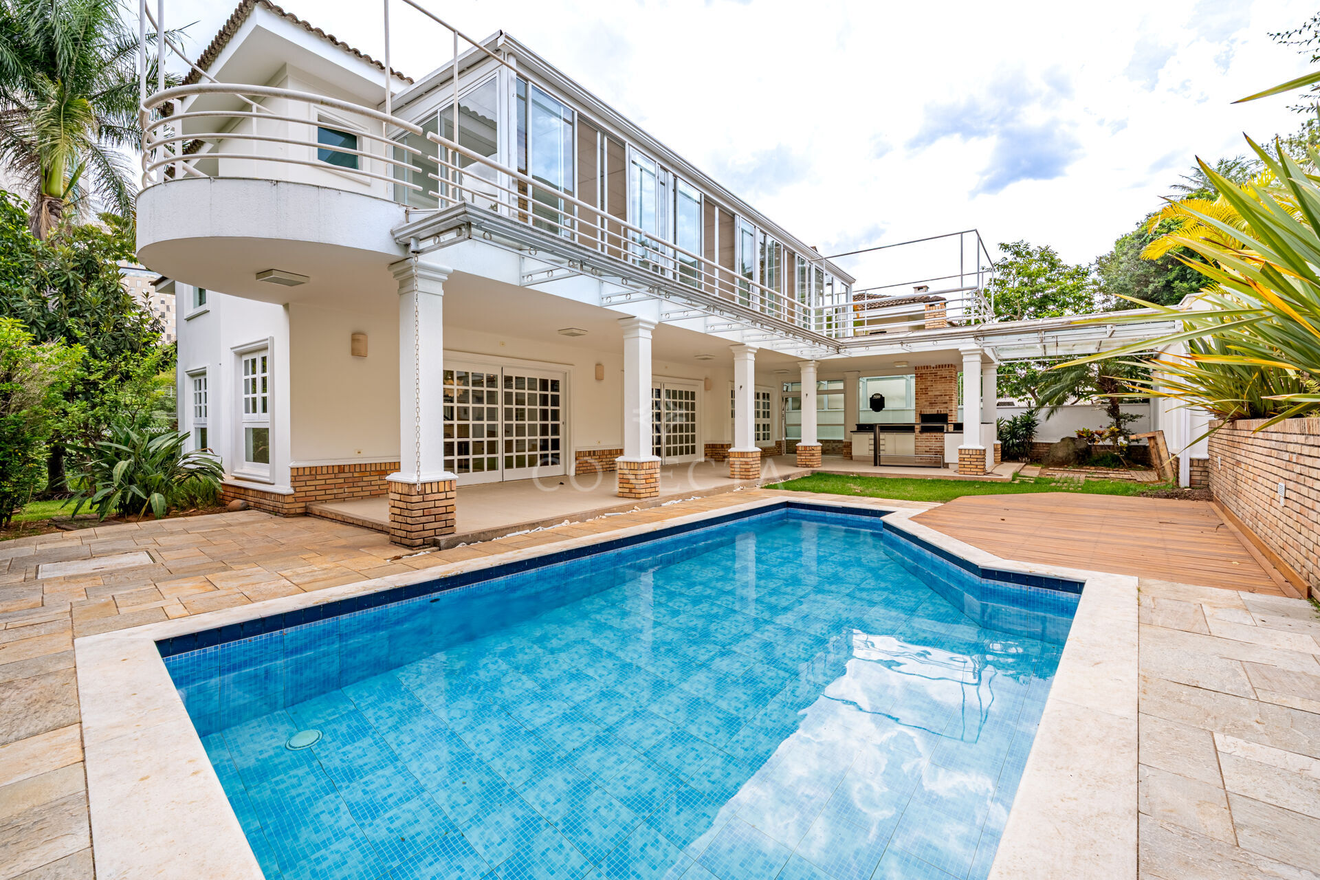 Casa, 4 quartos, 560 m² - Foto 1