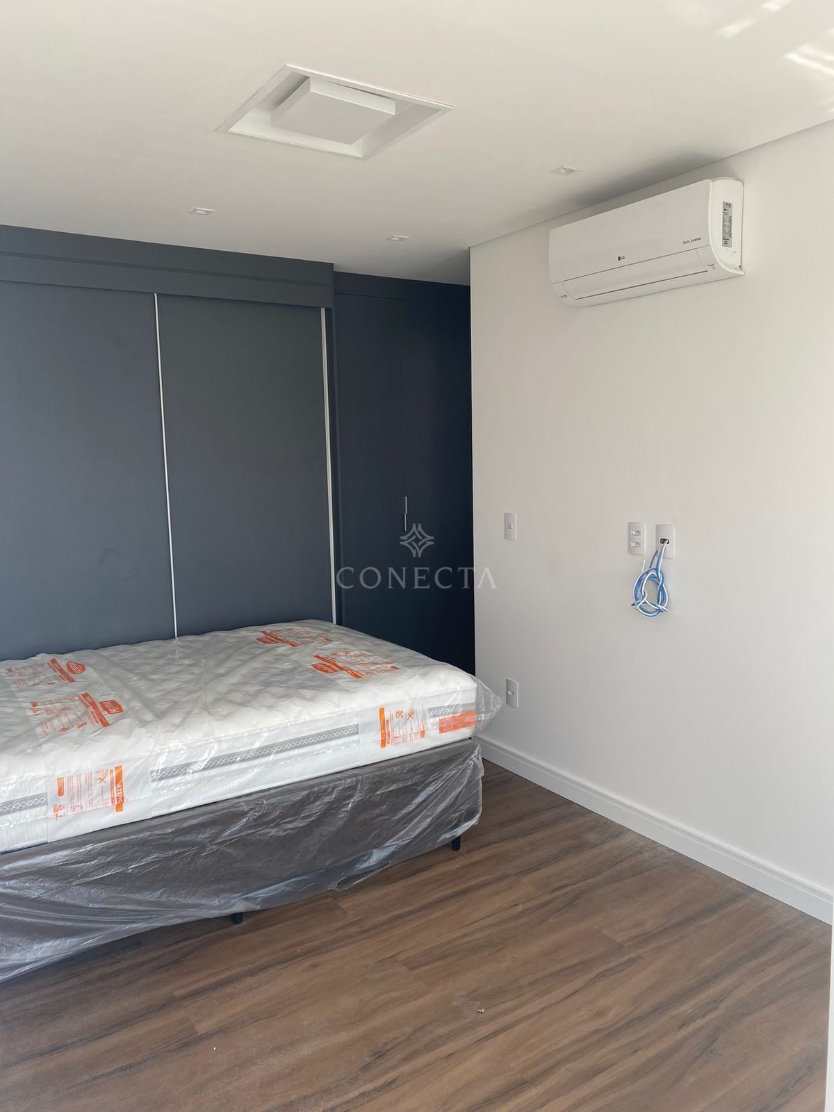 Apartamento à venda com 2 quartos, 70m² - Foto 10