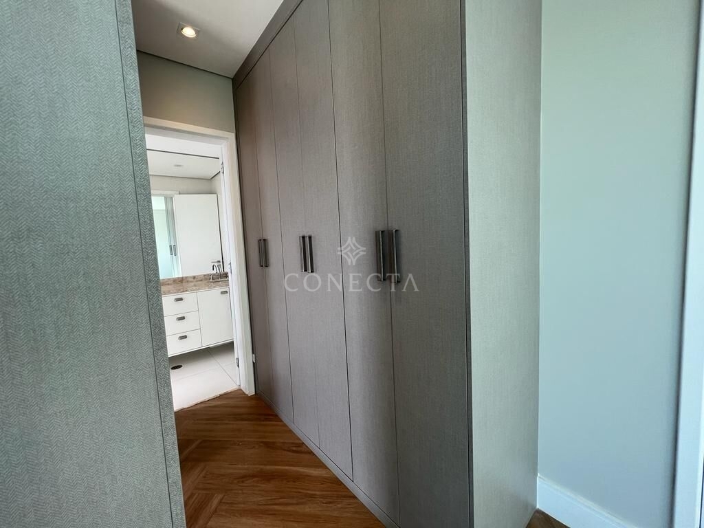 Apartamento para alugar com 3 quartos, 266m² - Foto 22