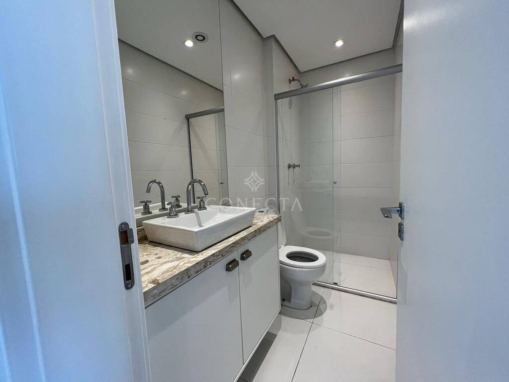 Apartamento para alugar com 3 quartos, 266m² - Foto 32