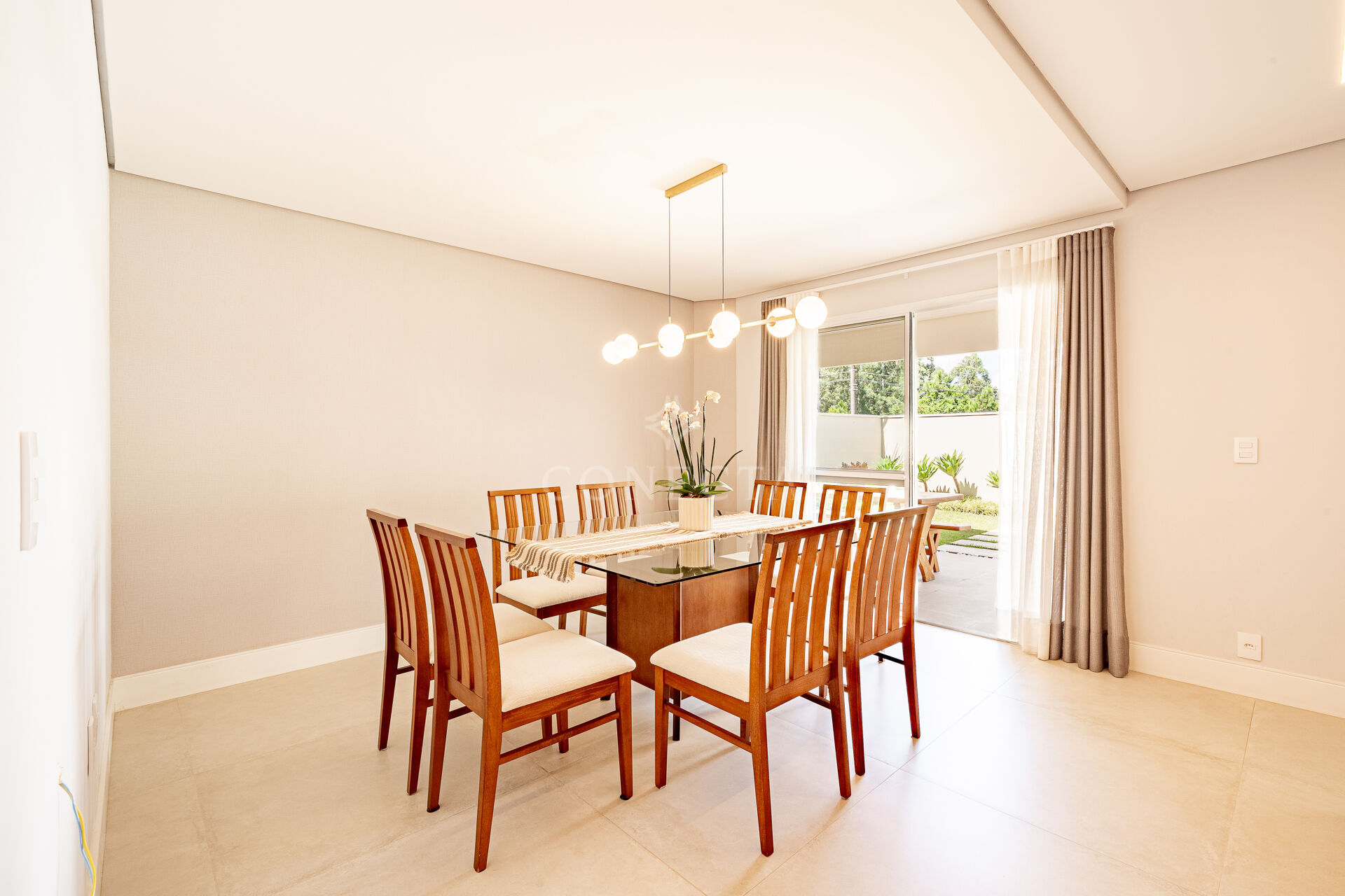 Casa à venda com 3 quartos, 237m² - Foto 15