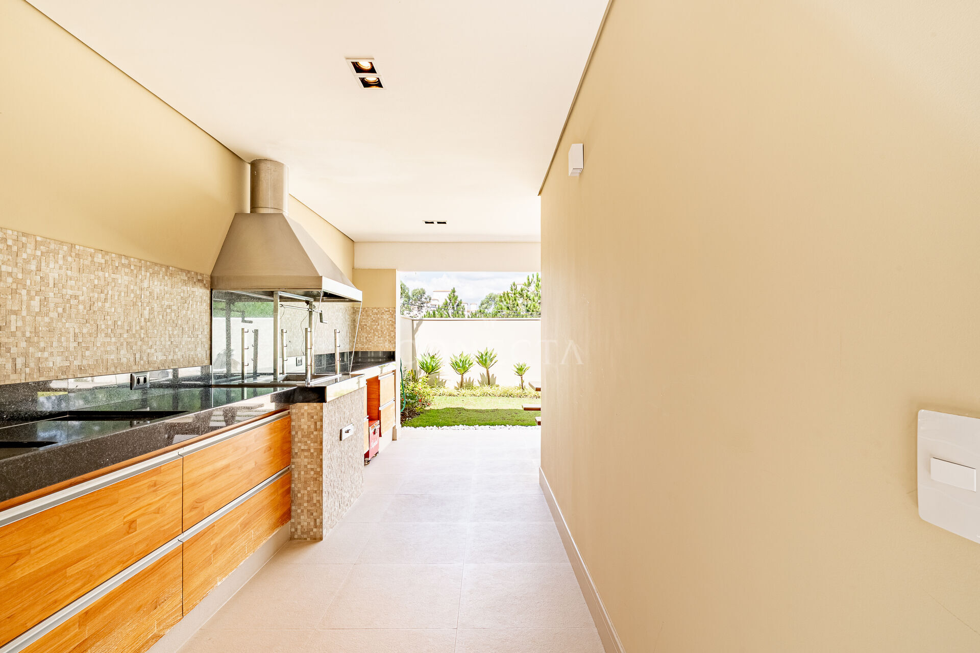 Casa à venda com 3 quartos, 237m² - Foto 22