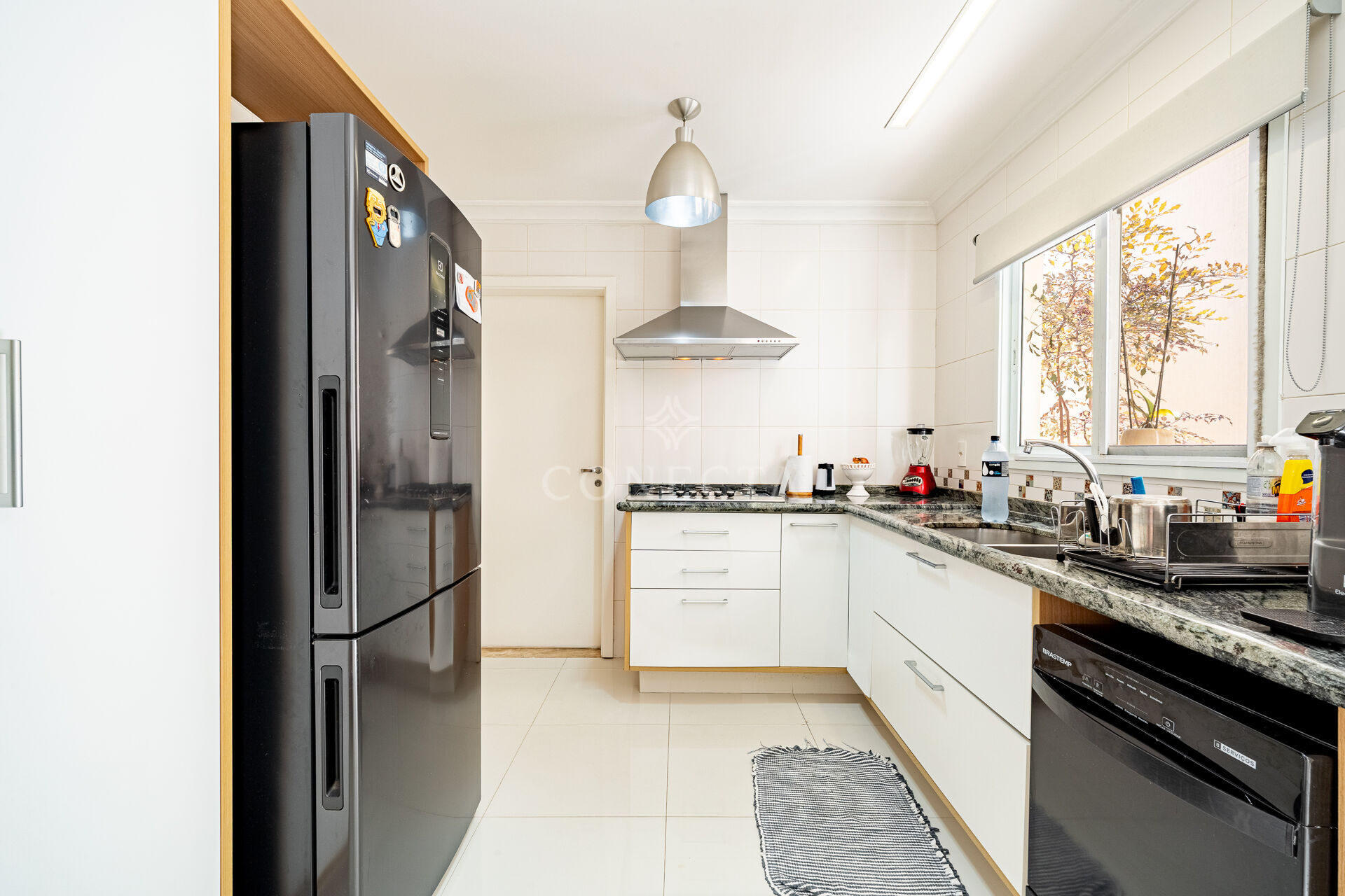Casa à venda com 3 quartos, 237m² - Foto 18