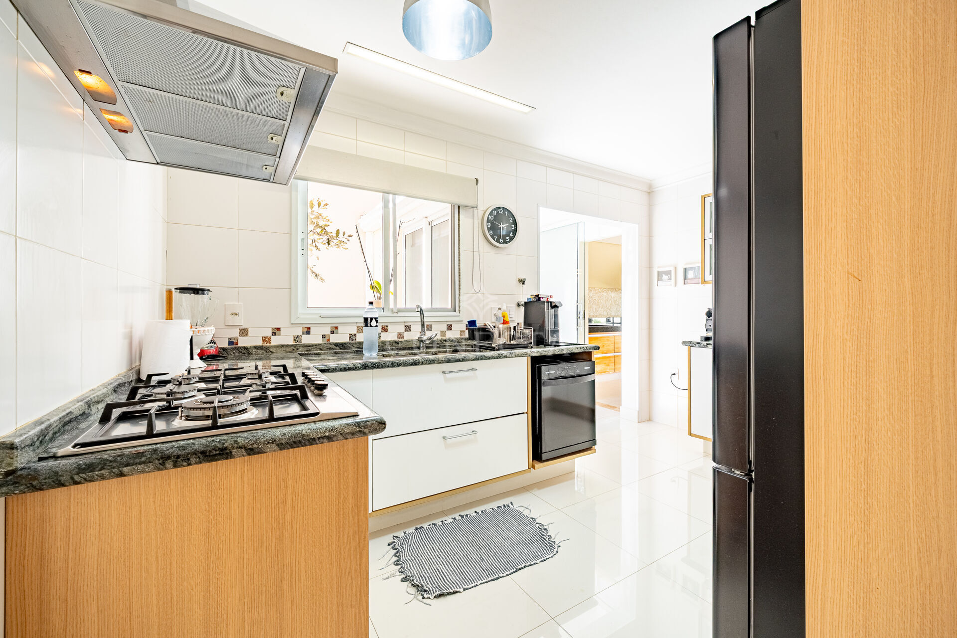 Casa à venda com 3 quartos, 237m² - Foto 16