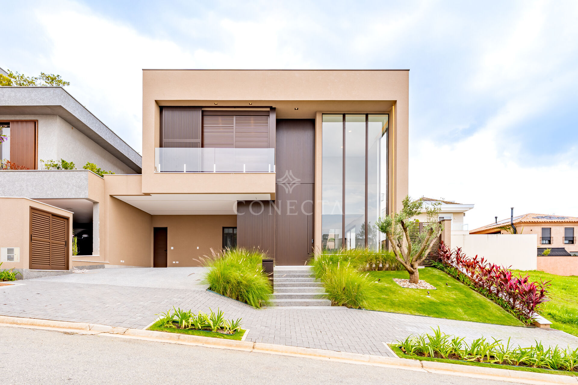 Casa, 4 quartos, 411 m² - Foto 1