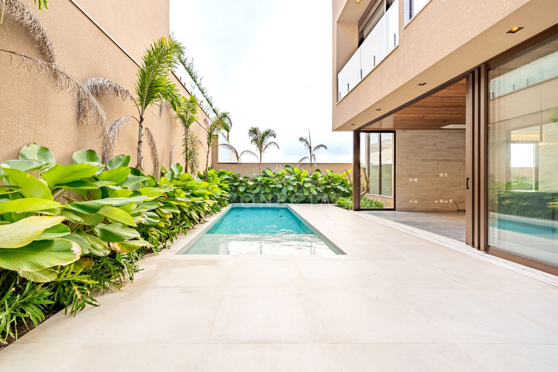 Casa, 4 quartos, 411 m² - Foto 2