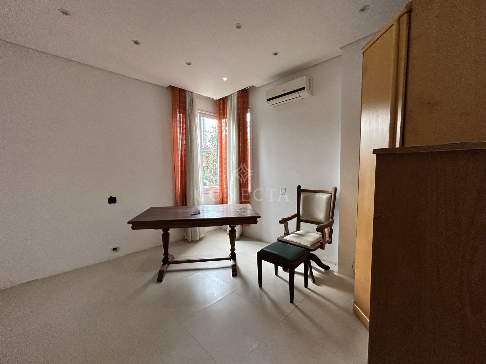 Casa à venda com 3 quartos, 319m² - Foto 8