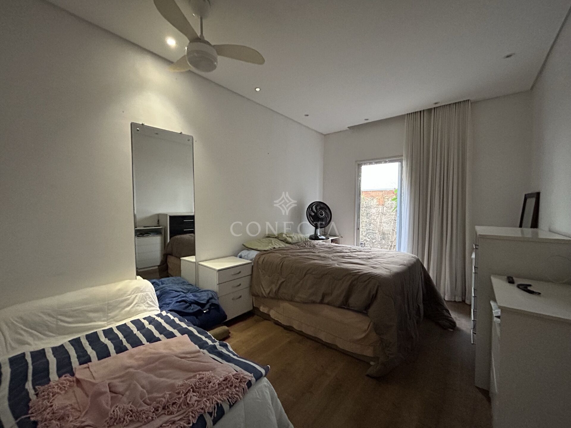 Casa à venda com 3 quartos, 319m² - Foto 21