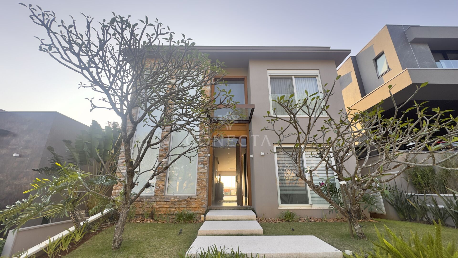 Casa, 4 quartos, 539 m² - Foto 1