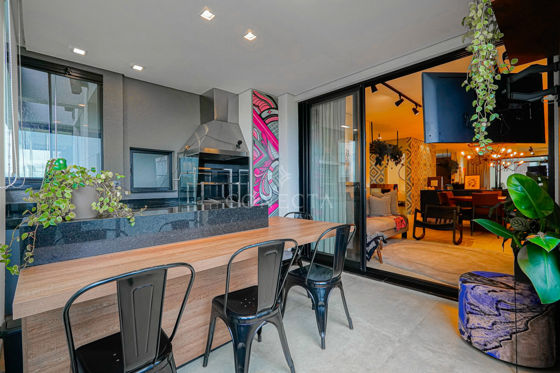 Apartamento à venda com 2 quartos, 112m² - Foto 4