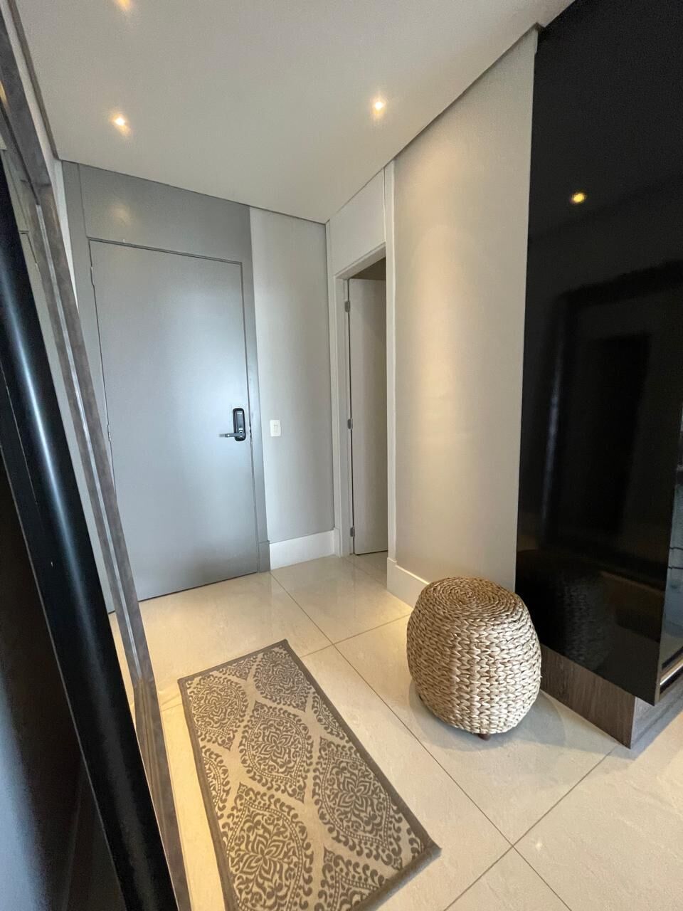 Apartamento à venda com 3 quartos, 202m² - Foto 8