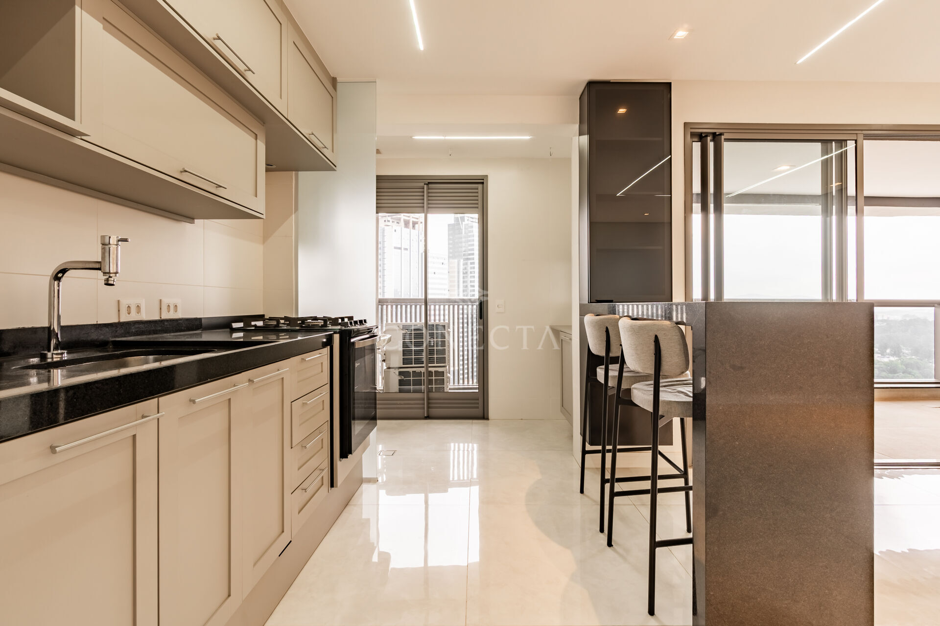 Apartamento, 2 quartos, 95 m² - Foto 14