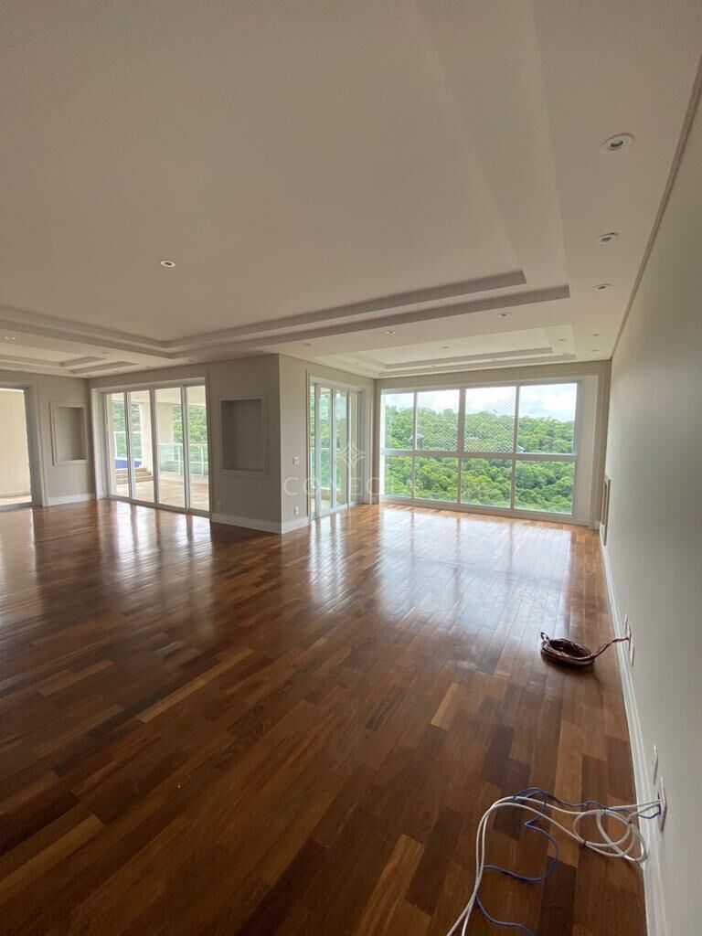 Apartamento para alugar com 4 quartos, 367m² - Foto 3
