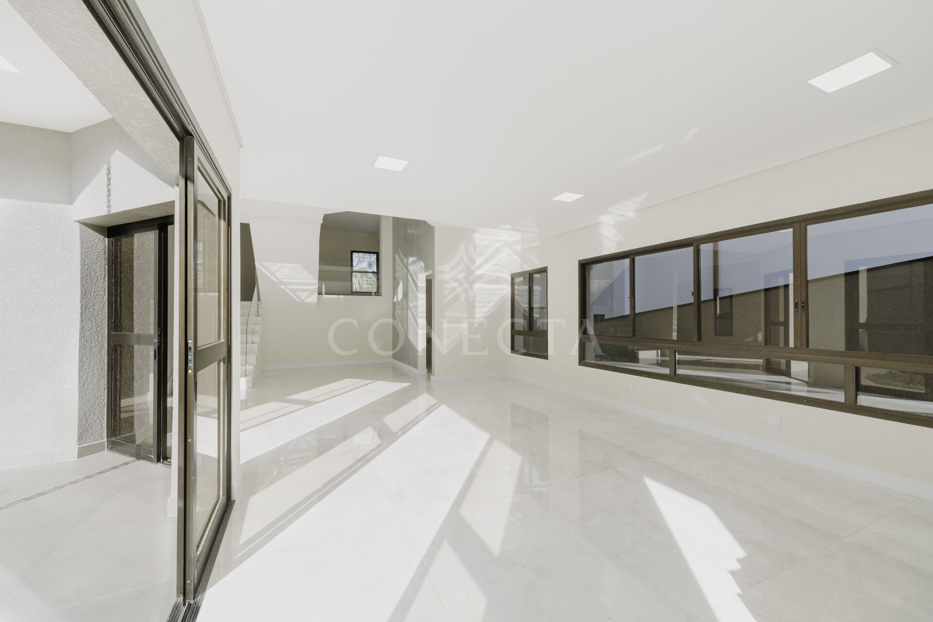 Casa, 4 quartos, 330 m² - Foto 9