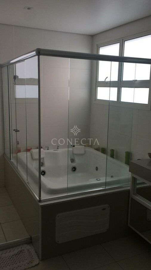 Apartamento à venda com 3 quartos, 228m² - Foto 13