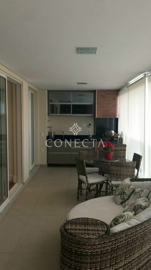 Apartamento à venda com 3 quartos, 228m² - Foto 35