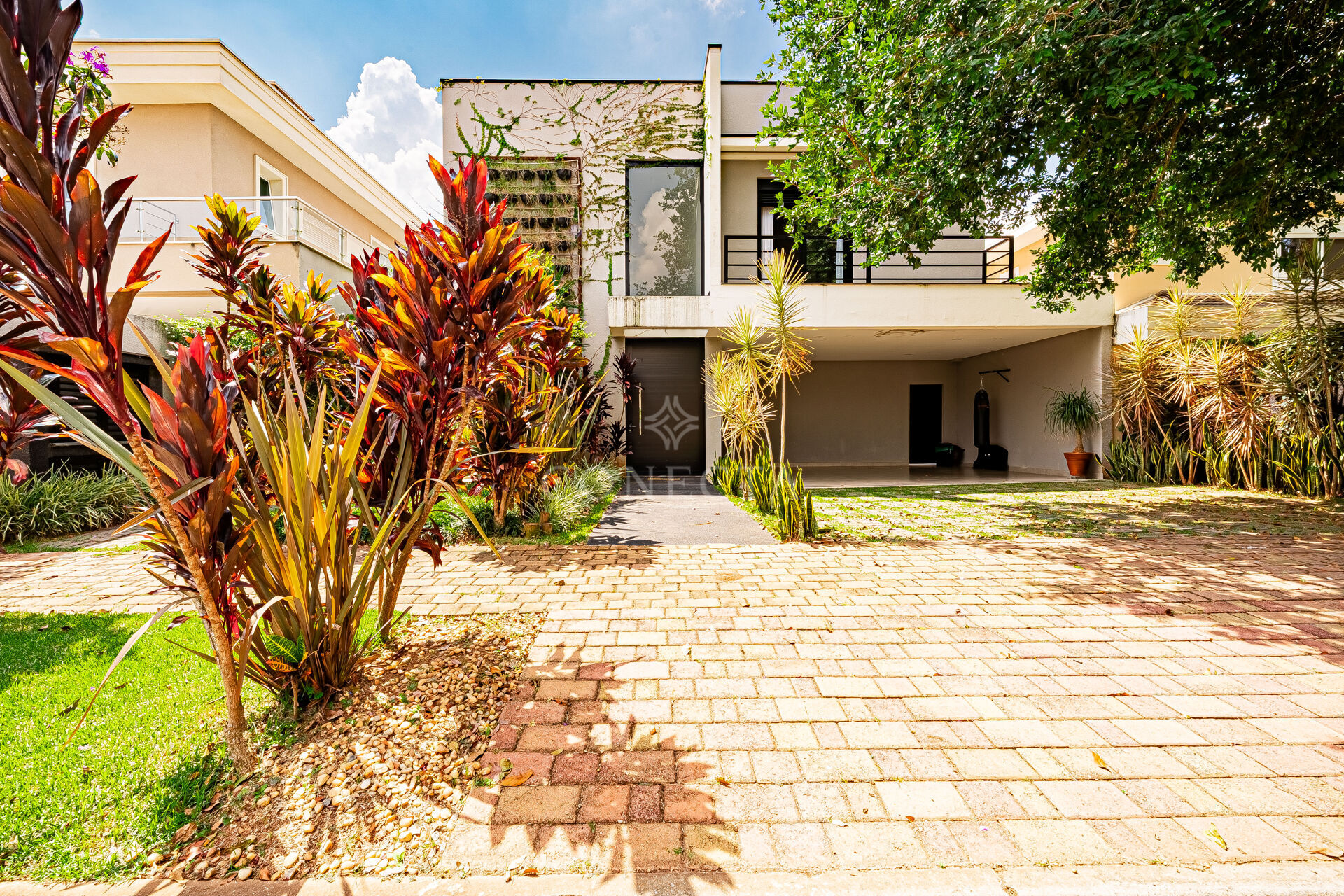 Casa, 4 quartos, 375 m² - Foto 1
