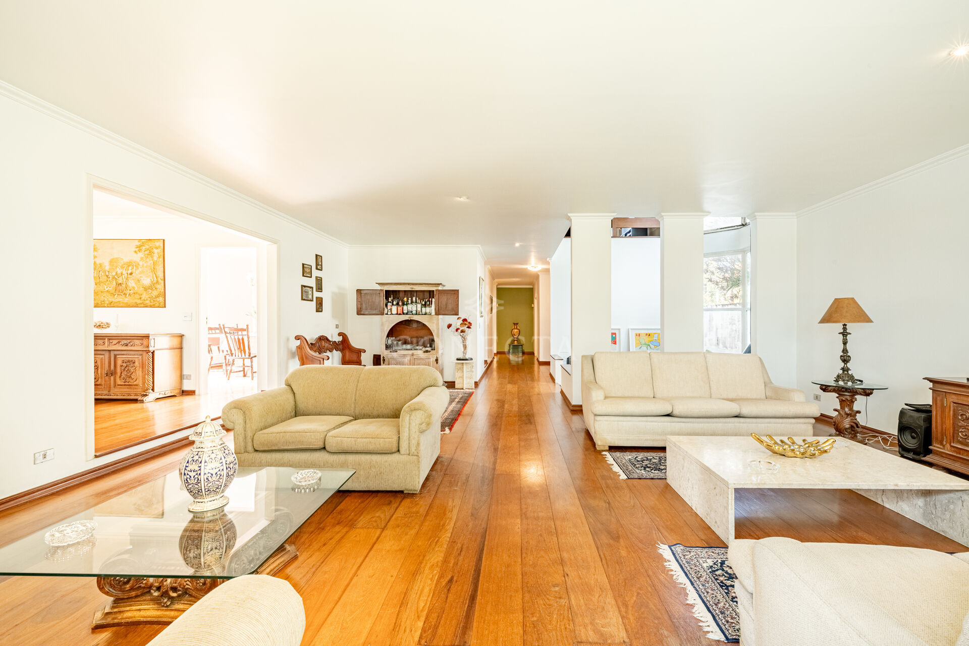 Casa à venda com 4 quartos, 600m² - Foto 8