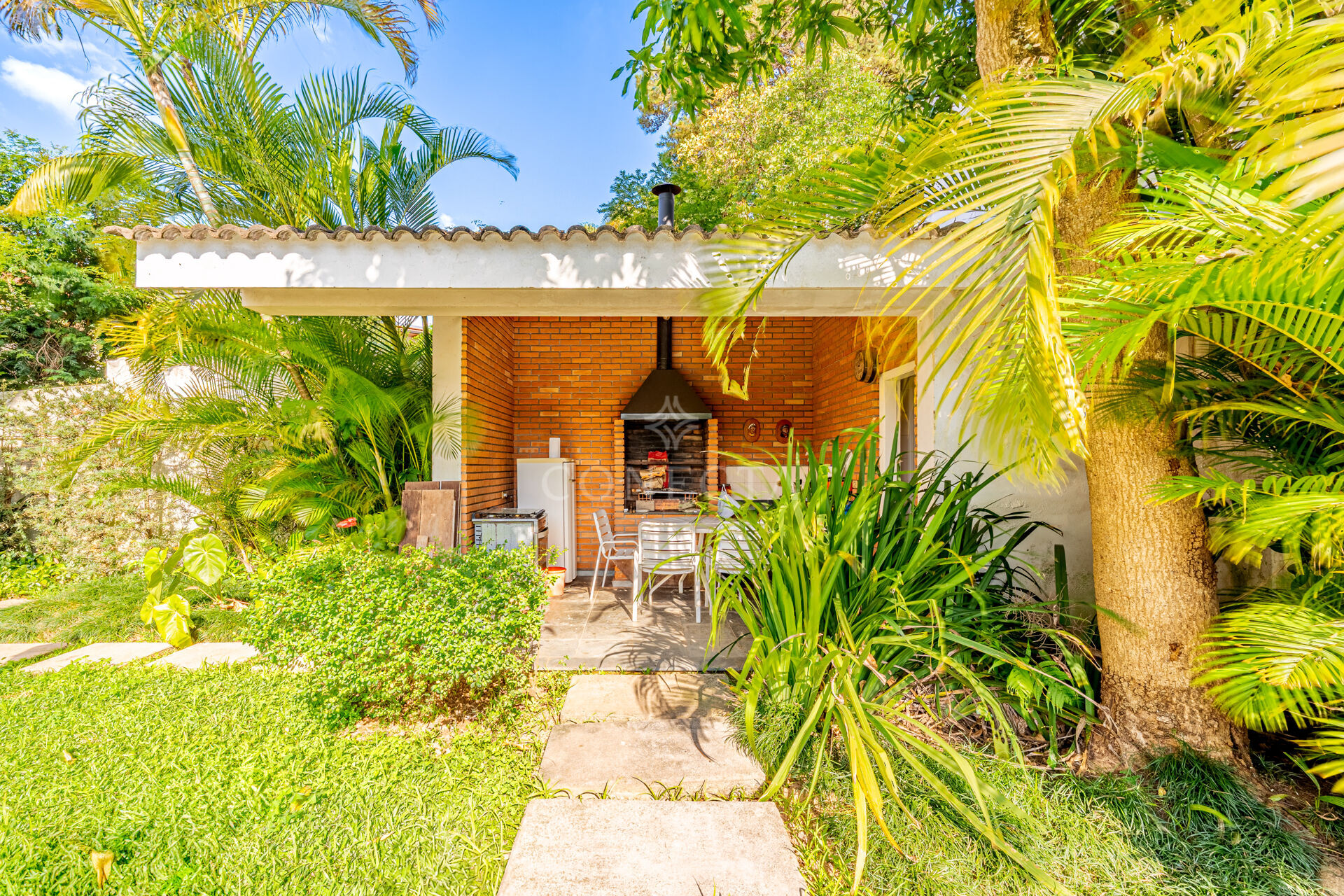 Casa à venda com 4 quartos, 600m² - Foto 35