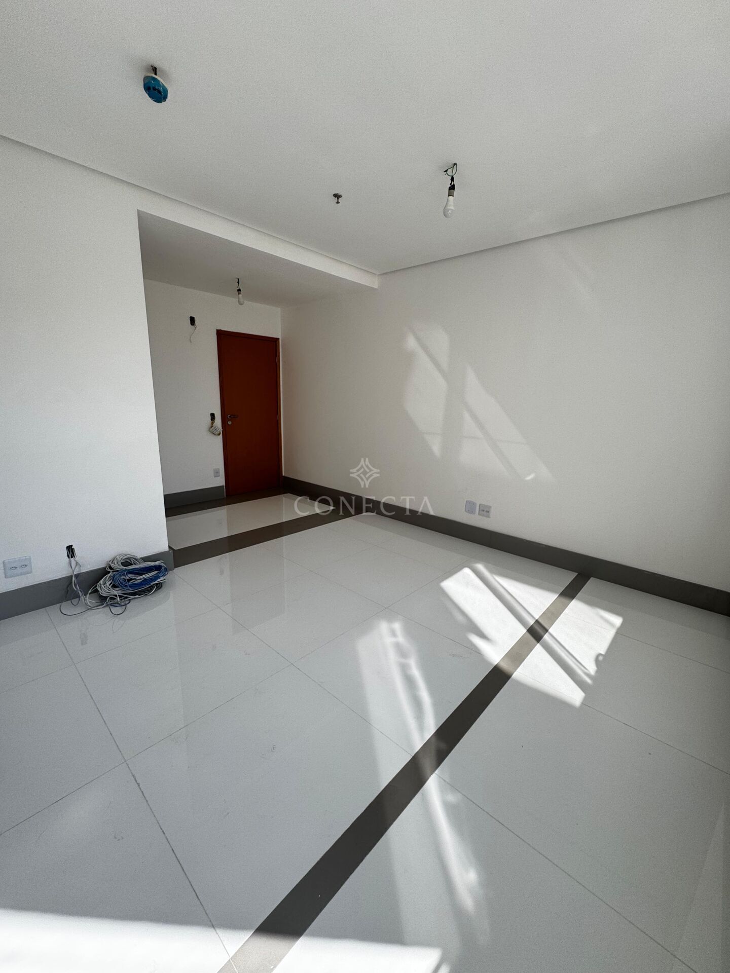 Prédio Inteiro para alugar, 39m² - Foto 3