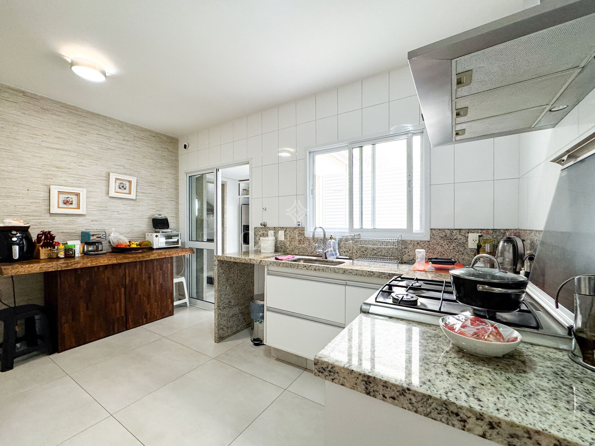 Casa, 4 quartos, 290 m² - Foto 14