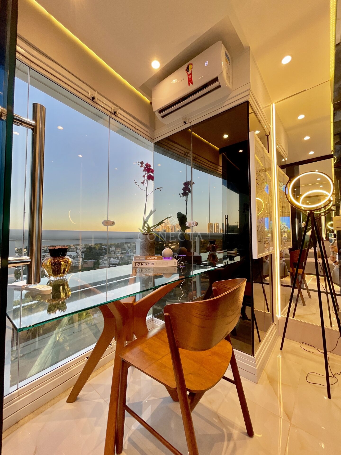 Apartamento à venda com 2 quartos, 70m² - Foto 14