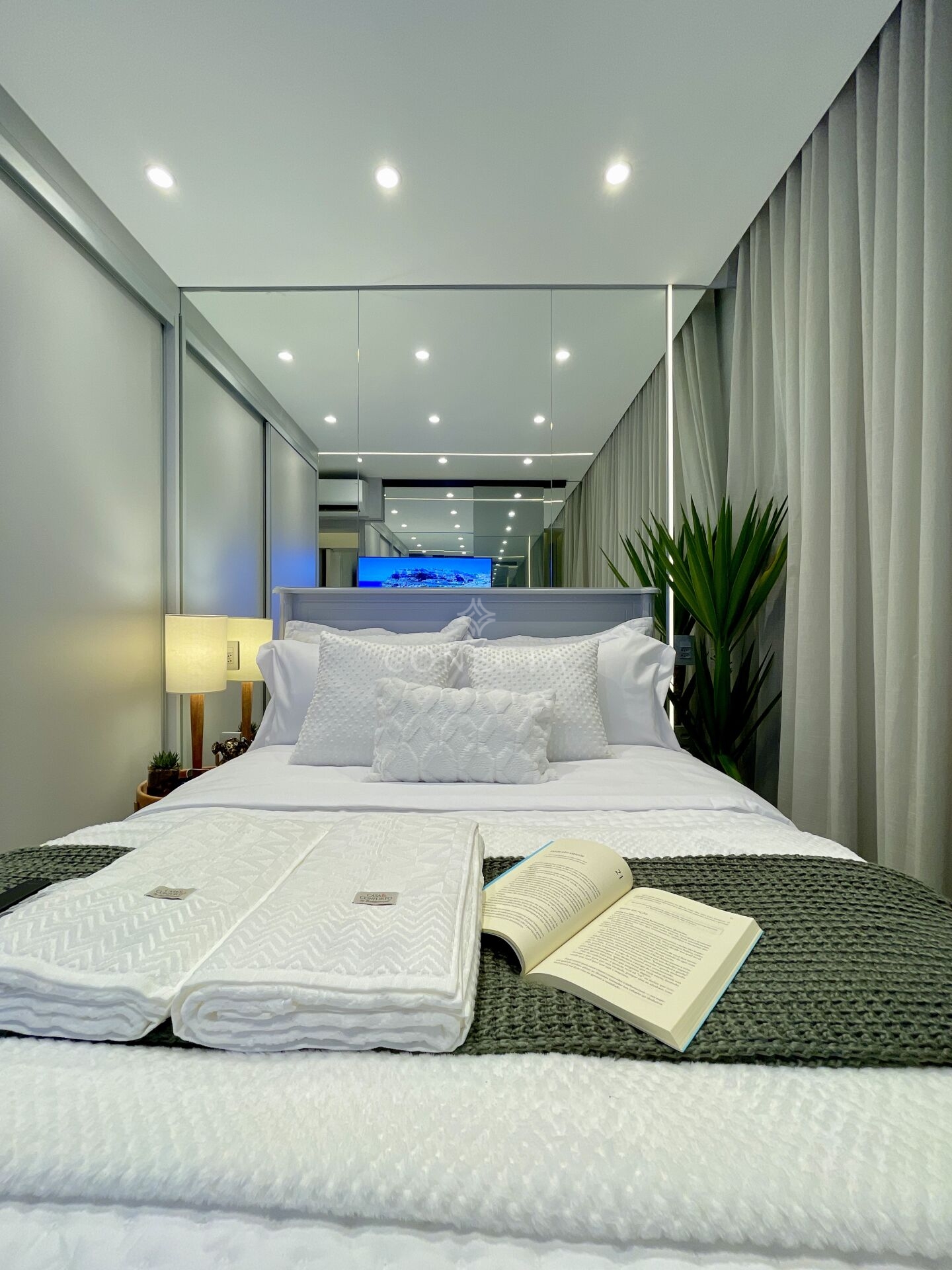 Apartamento à venda com 2 quartos, 70m² - Foto 33