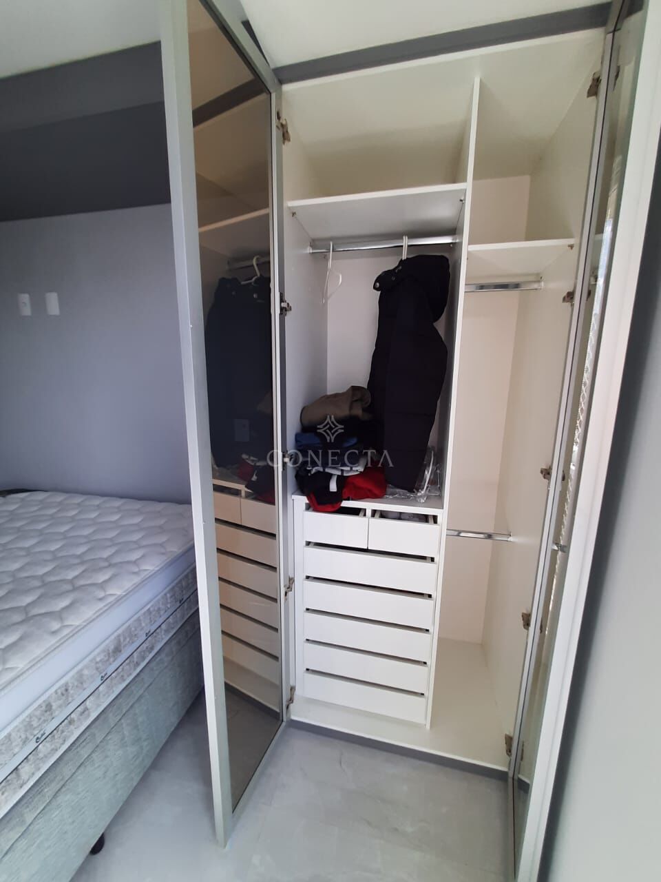 Apartamento à venda com 2 quartos, 70m² - Foto 18