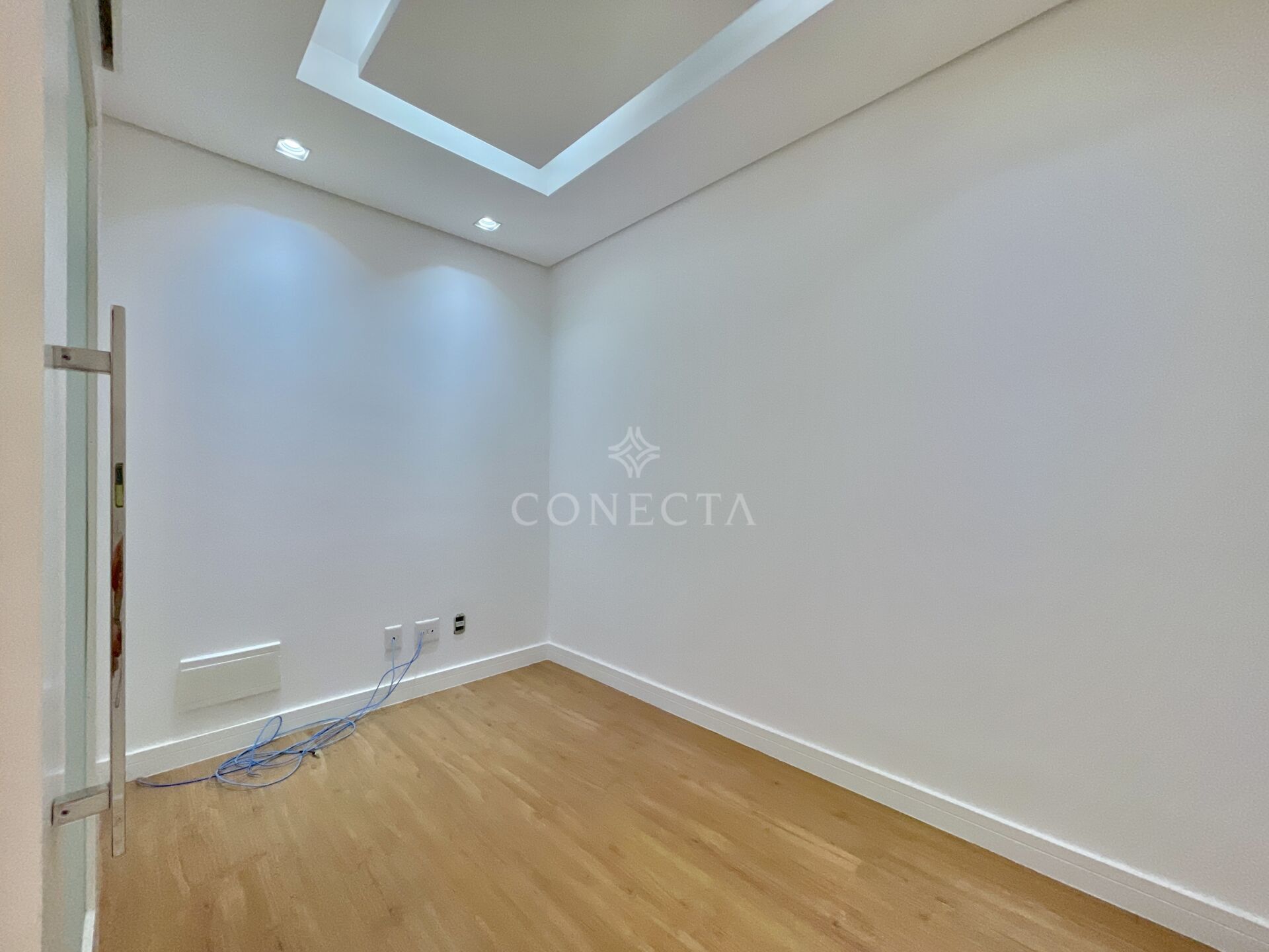 Apartamento à venda com 4 quartos, 202m² - Foto 20