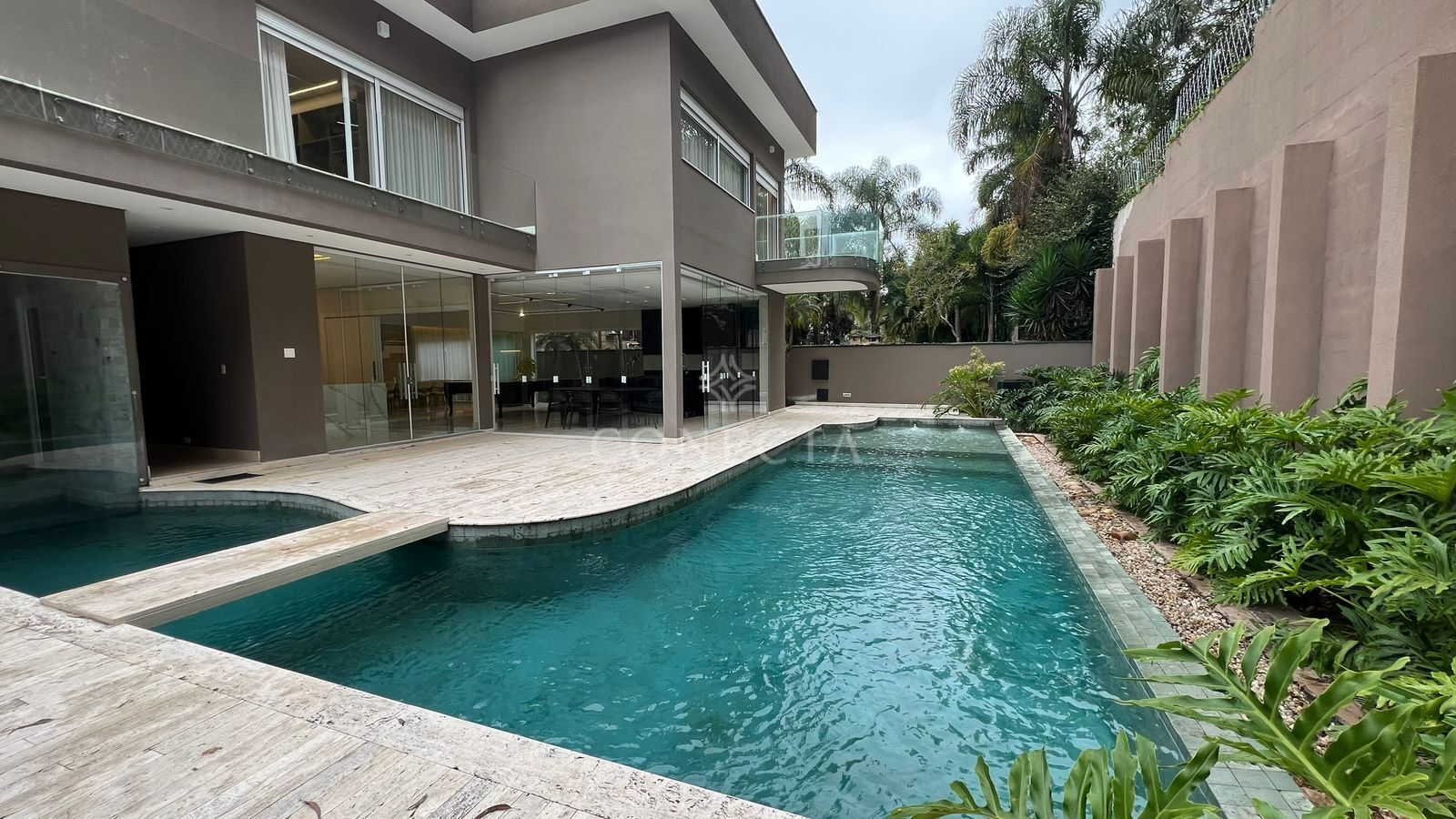 Casa, 4 quartos, 697 m² - Foto 1