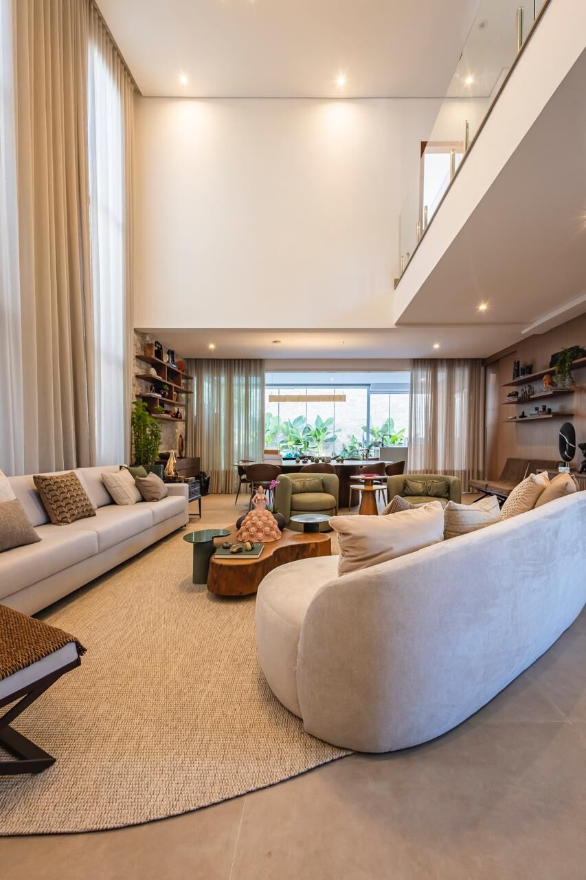 Casa, 4 quartos, 390 m² - Foto 1